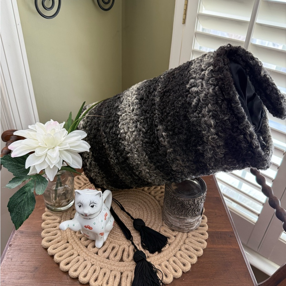 Black snd White Shearling Wool Muff